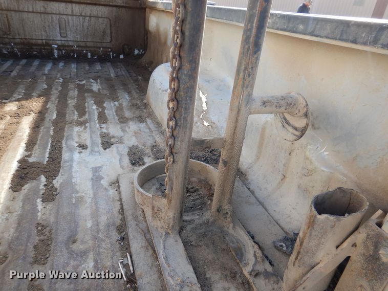 image for item KW9581 2003 Ford F250 Super Duty XL  pickup truck