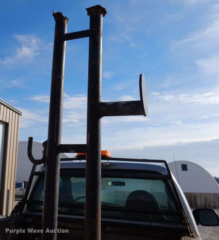 image for item KW9581 2003 Ford F250 Super Duty XL  pickup truck