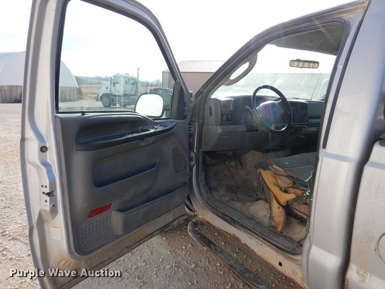 image for item KW9581 2003 Ford F250 Super Duty XL  pickup truck