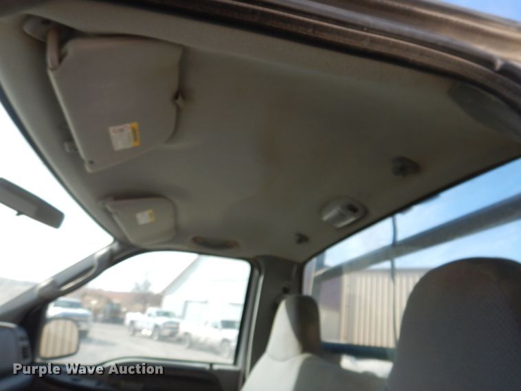 image for item KW9581 2003 Ford F250 Super Duty XL  pickup truck