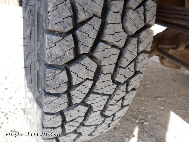 image for item KW9581 2003 Ford F250 Super Duty XL  pickup truck