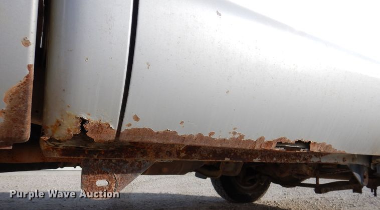 image for item KW9582 2004 Ford F250 Super Duty XL  pickup truck