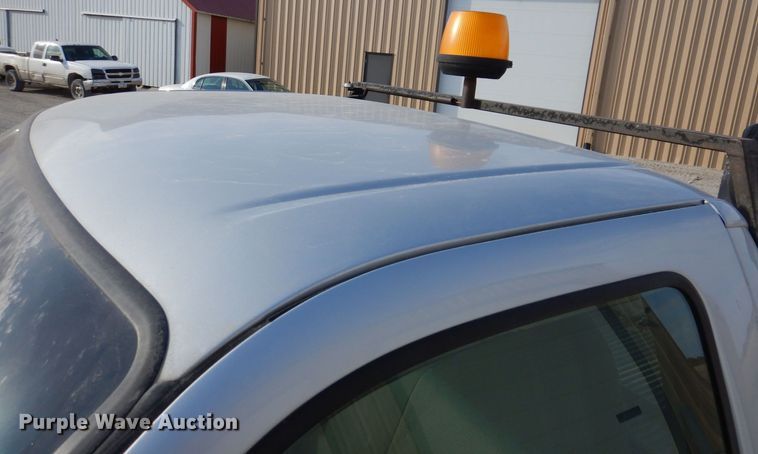 image for item KW9582 2004 Ford F250 Super Duty XL  pickup truck