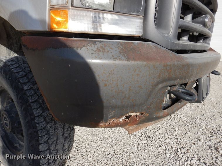 image for item KW9583 2004 Ford F250 Super Duty XL  pickup truck