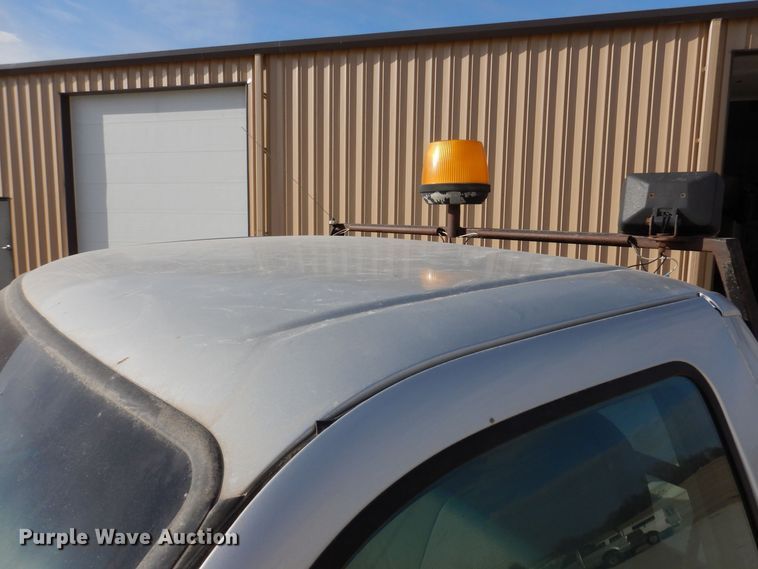 image for item KW9583 2004 Ford F250 Super Duty XL  pickup truck