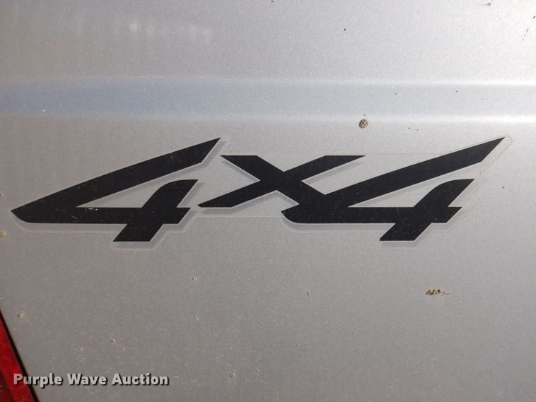 image for item KW9583 2004 Ford F250 Super Duty XL  pickup truck