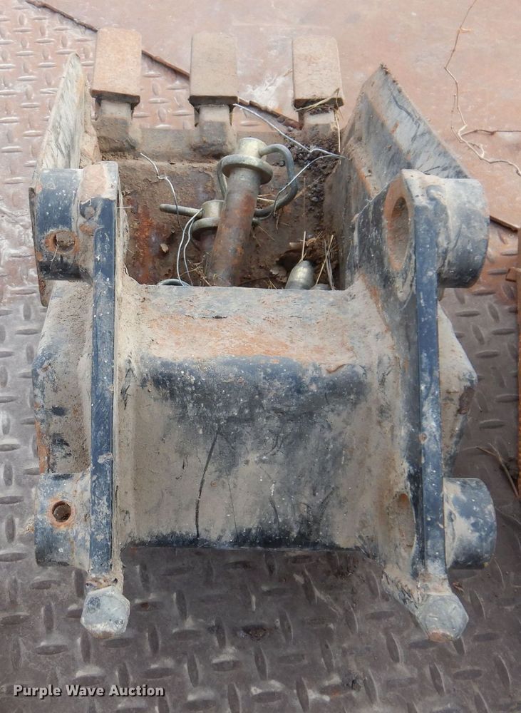 image for item KW9584 Kelley B851  backhoe attachment