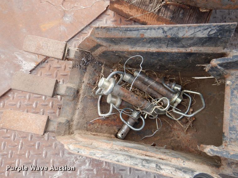 image for item KW9584 Kelley B851  backhoe attachment