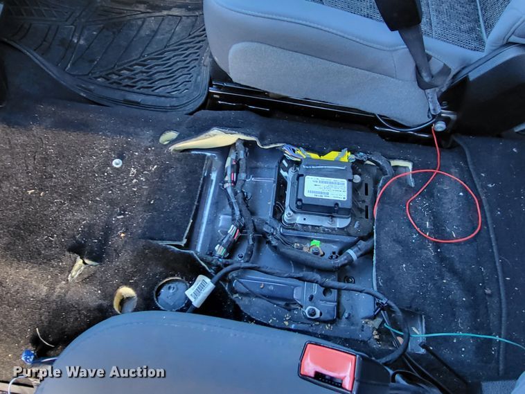 image for item LR9142 2013 Dodge Ram 1500  Crew Cab pickup truck