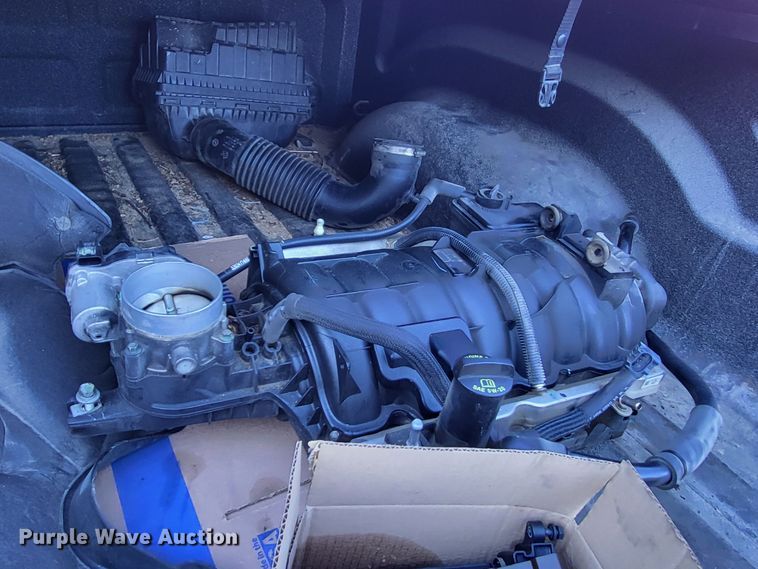 image for item LR9142 2013 Dodge Ram 1500  Crew Cab pickup truck