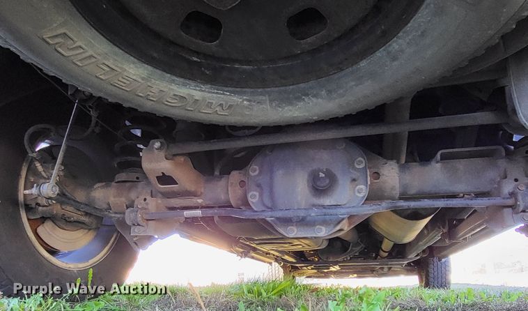 image for item LR9142 2013 Dodge Ram 1500  Crew Cab pickup truck