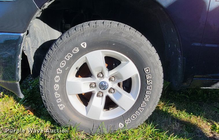 image for item LR9142 2013 Dodge Ram 1500  Crew Cab pickup truck