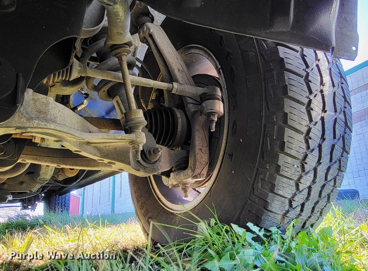 image for item LR9142 2013 Dodge Ram 1500  Crew Cab pickup truck