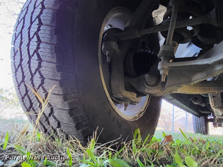 image for item LR9142 2013 Dodge Ram 1500  Crew Cab pickup truck