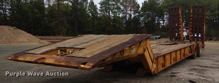 image for item LT9006 1979 Heavy Haul LFF35B  lowboy equipment trailer