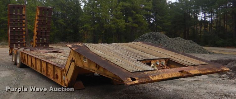 image for item LT9006 1979 Heavy Haul LFF35B  lowboy equipment trailer