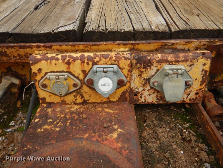 image for item LT9006 1979 Heavy Haul LFF35B  lowboy equipment trailer