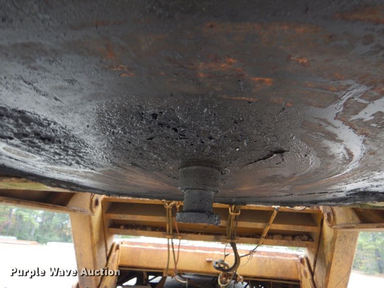 image for item LT9006 1979 Heavy Haul LFF35B  lowboy equipment trailer