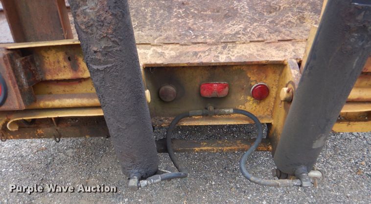 image for item LT9006 1979 Heavy Haul LFF35B  lowboy equipment trailer