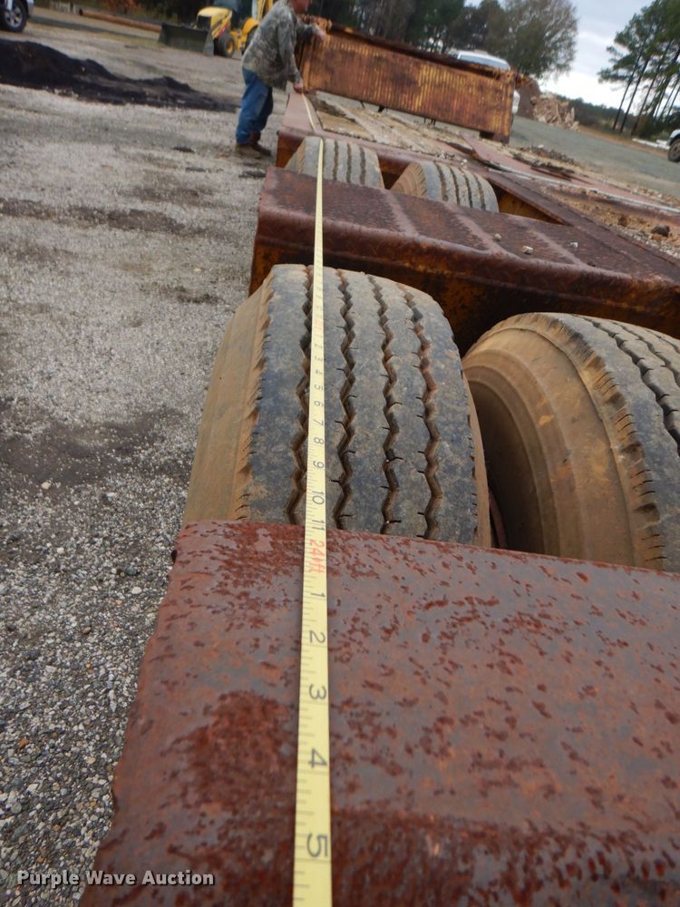 image for item LT9006 1979 Heavy Haul LFF35B  lowboy equipment trailer