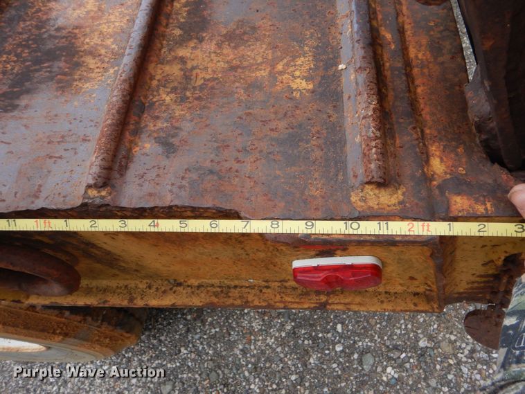 image for item LT9006 1979 Heavy Haul LFF35B  lowboy equipment trailer