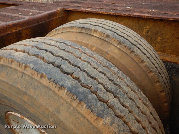 image for item LT9006 1979 Heavy Haul LFF35B  lowboy equipment trailer