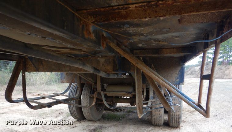 image for item LT9007 1976 M.d.  vacuum trailer