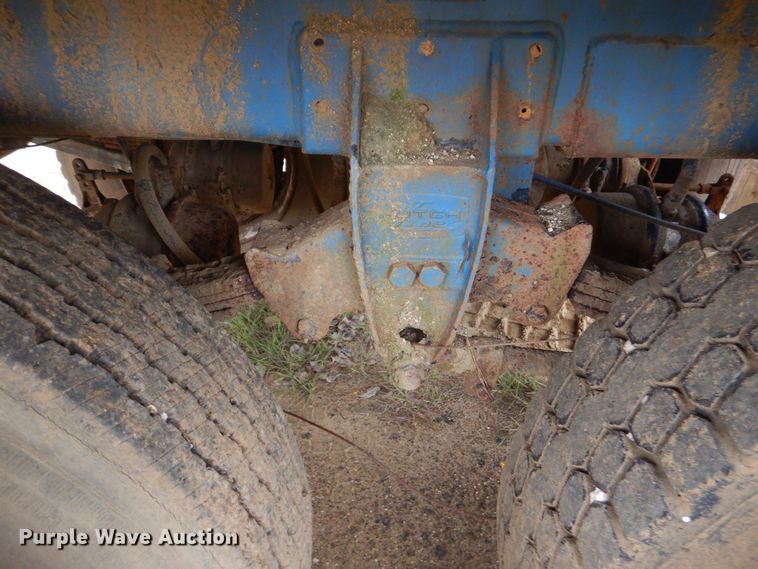 image for item LT9007 1976 M.d.  vacuum trailer