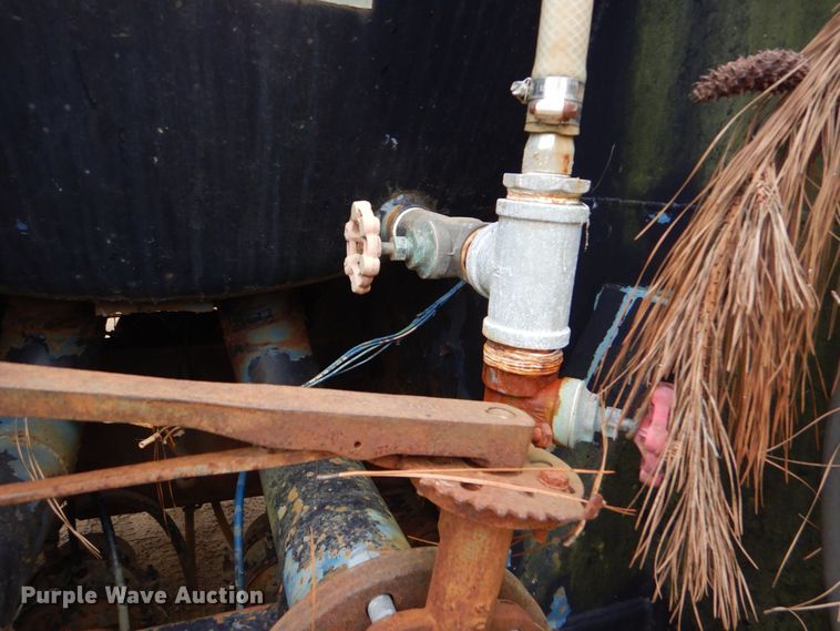 image for item LT9007 1976 M.d.  vacuum trailer