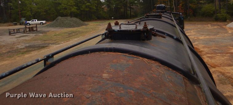 image for item LT9007 1976 M.d.  vacuum trailer