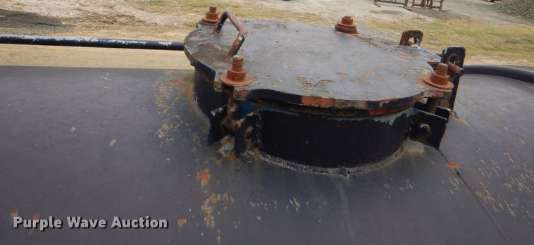 image for item LT9007 1976 M.d.  vacuum trailer