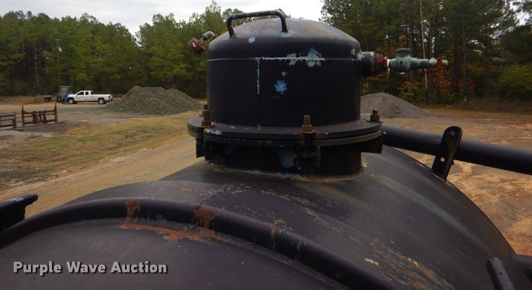 image for item LT9007 1976 M.d.  vacuum trailer