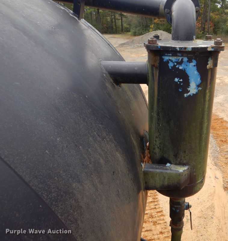 image for item LT9007 1976 M.d.  vacuum trailer