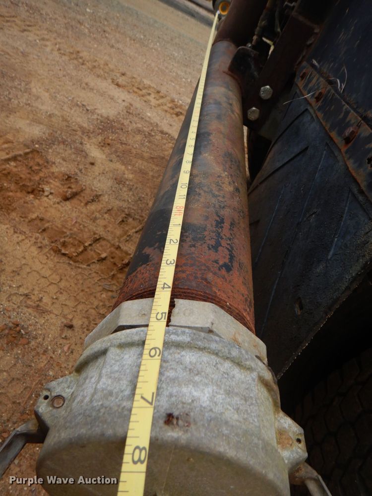 image for item LT9007 1976 M.d.  vacuum trailer