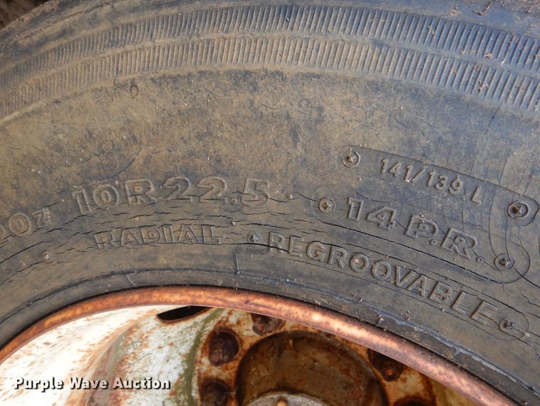 image for item LT9007 1976 M.d.  vacuum trailer