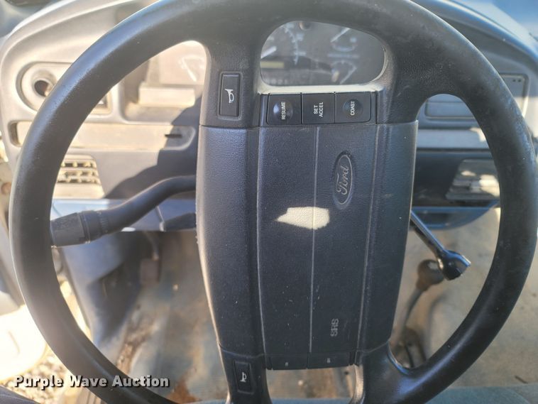 image for item MH9661 1995 Ford F150  pickup truck