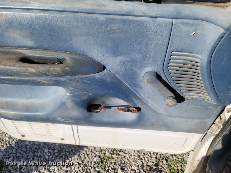 image for item MH9661 1995 Ford F150  pickup truck