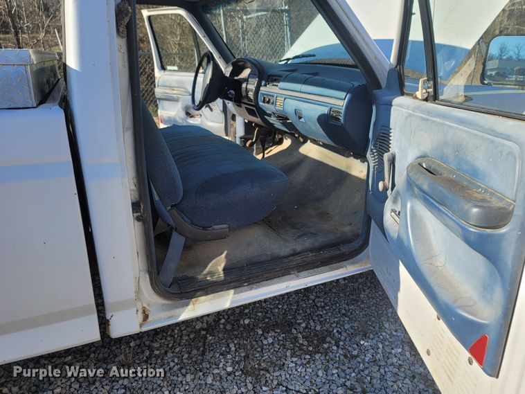 image for item MH9661 1995 Ford F150  pickup truck