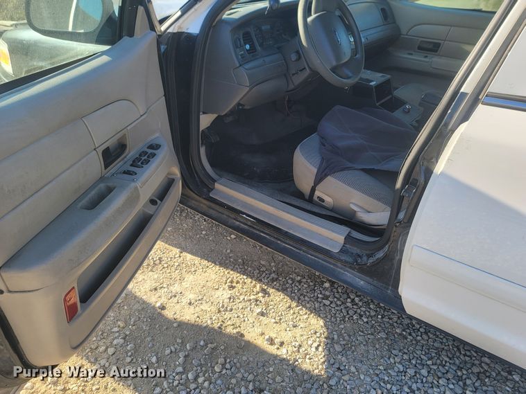 image for item MH9662 2008 Ford Crown Victoria Police Interceptor