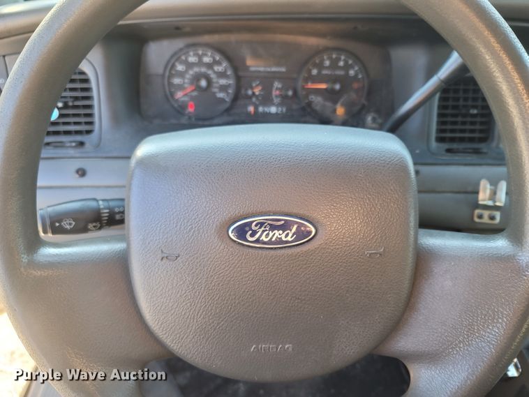 image for item MH9662 2008 Ford Crown Victoria Police Interceptor