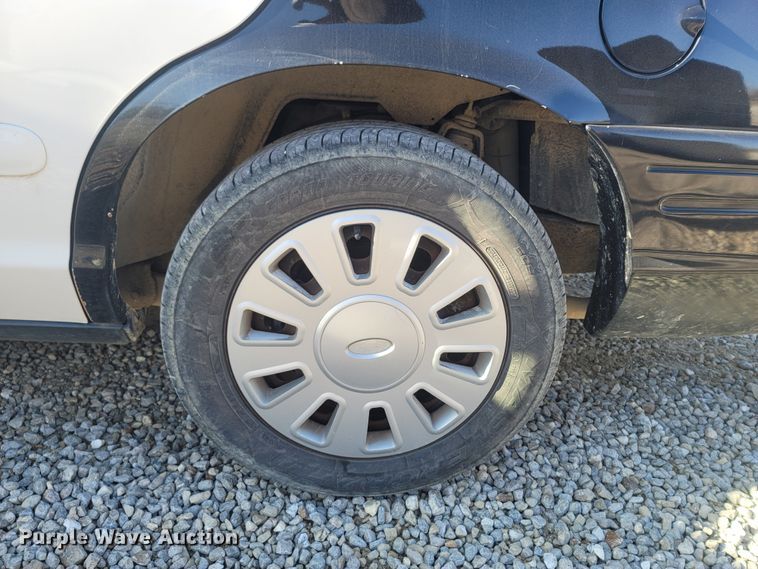 image for item MH9662 2008 Ford Crown Victoria Police Interceptor