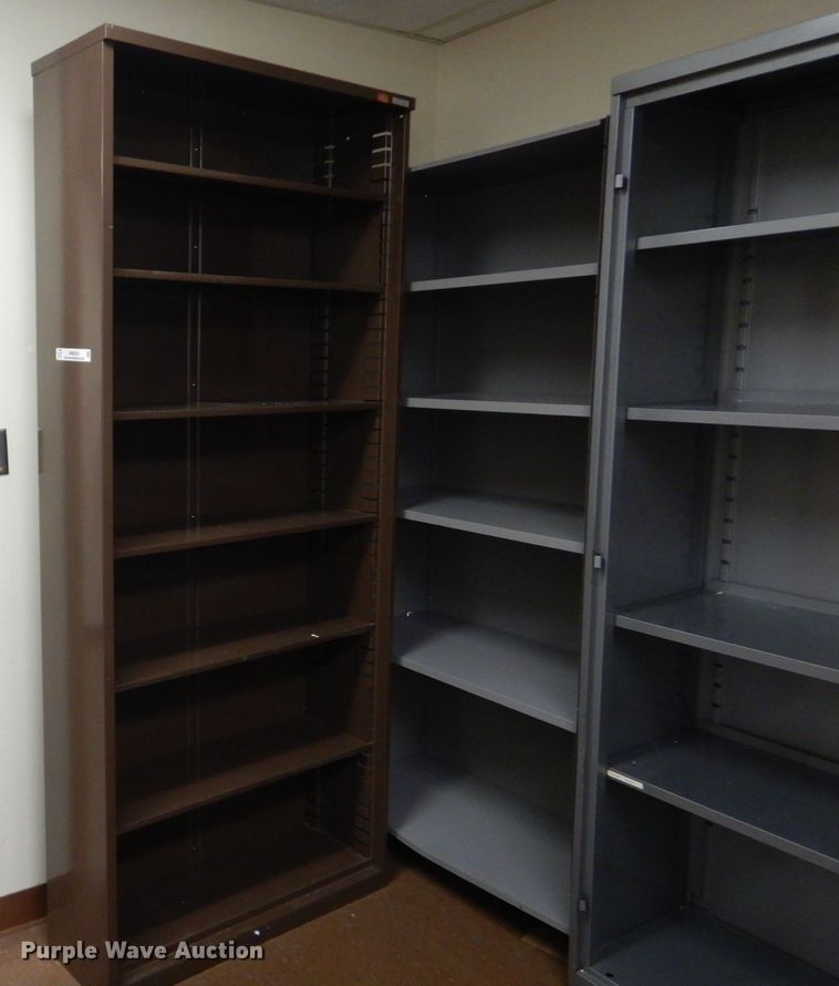 image for item MM9545 (4) metal shelves