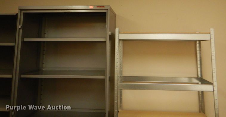 image for item MM9545 (4) metal shelves
