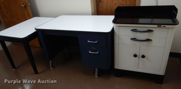 image for item MM9546 Furniture