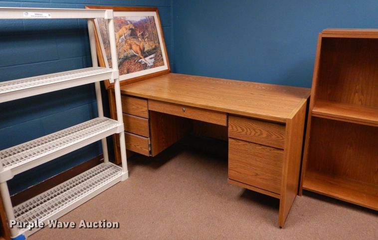 image for item MM9563 Office supplies and equipment