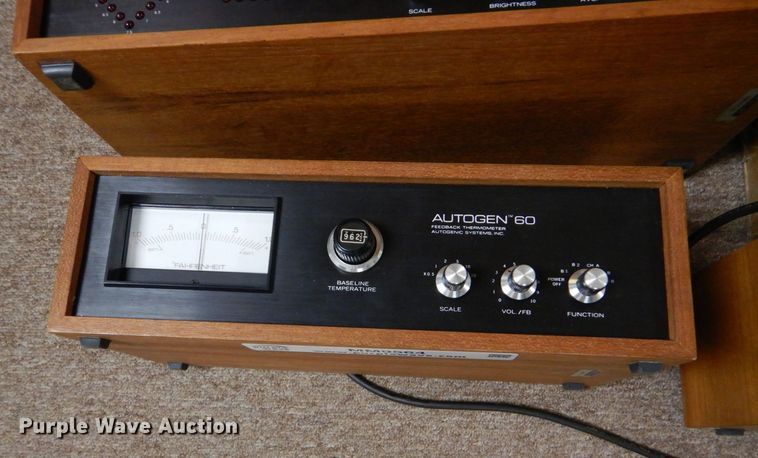 image for item MM9564 (3) Autogen myographs