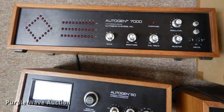 image for item MM9564 (3) Autogen myographs