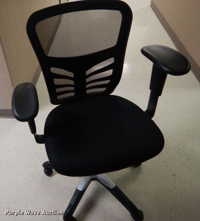 image for item MM9569 (11) chairs