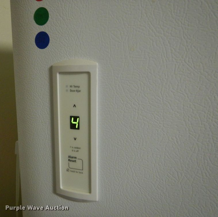 image for item MM9573 Crosley  freezer