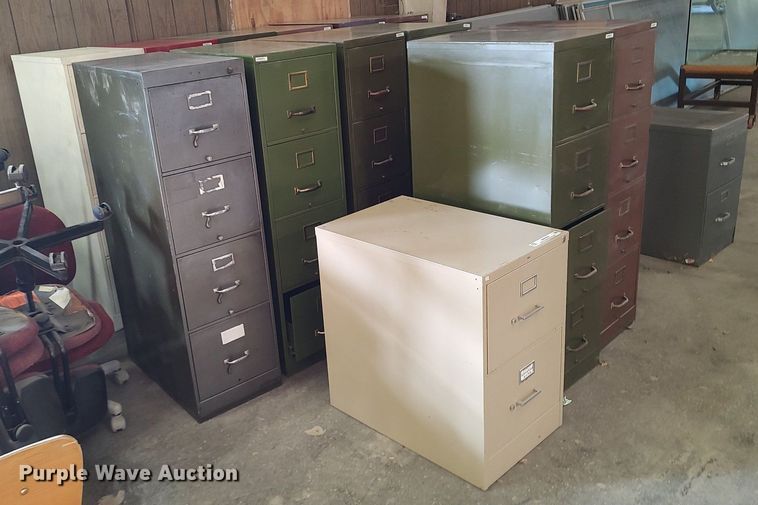 image for item MM9848 Approximately 19 metal file cabinets